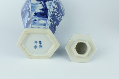 Lot 167 - A pair of Chinese blue and white hexagonal...