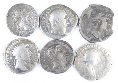 Lot 3197 - Roman Empire, Marcus Aurelius silver Denarius,...