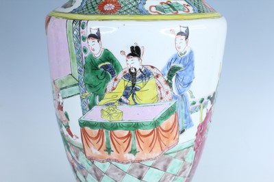 Lot 179 - A Chinese famille verte yenyen vase, Qing...