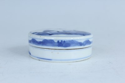 Lot 162 - A small Chinese blue and white ‘figural’ box...