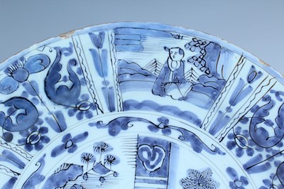 Lot 25 - A Dutch Delft dish in Chinese Wanli style,...