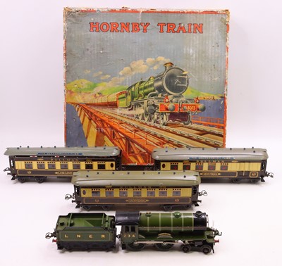 Lot 125 - 1930-36 Hornby clockwork 0-gauge No.2 Special...