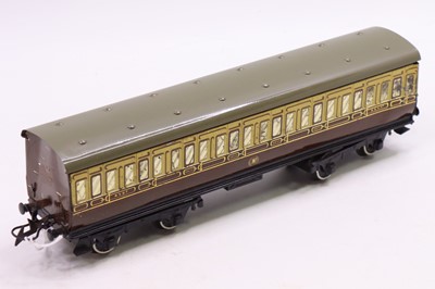 Lot 132 - 1935-41 Hornby 0-gauge No.2 Passenger coach,...