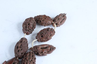 Lot 56 - A group of Chinese and Japanese small objects,...