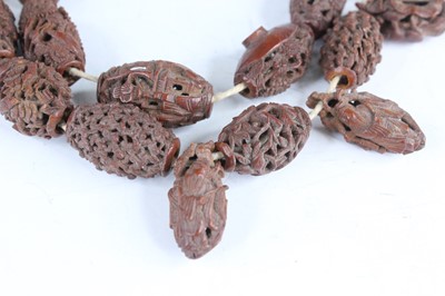 Lot 56 - A group of Chinese and Japanese small objects,...