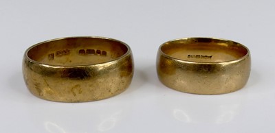 Lot 2734 - A gent's 9ct gold wedding band, sponsor CC&S,...