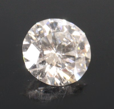 Lot 2741 - A loose round brilliant cut diamond, with...
