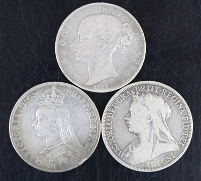 Lot 3188 - Great Britain, 1847 crown, obv: Victoria young...