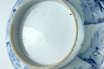 Lot 16 - A large Chinese blue and white figural bowl,...