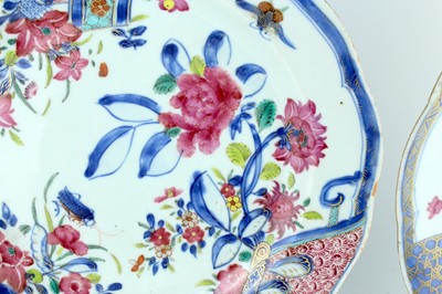 Lot 190 - A pair of Chinese famille rose ‘pseudo tobacco...