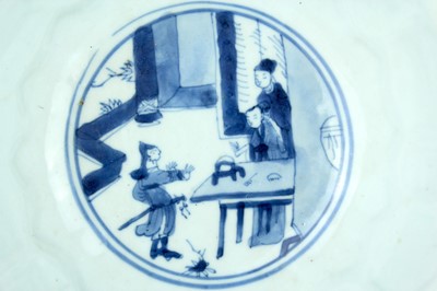 Lot 23 - A pair of Chinese blue and white bowls, Qing...