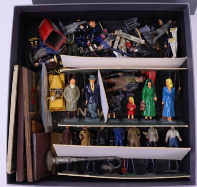 Lot 153 - Box containing approx. 35 x 0-gauge metal...