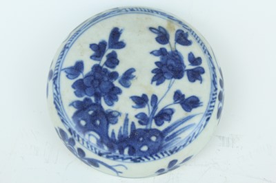 Lot 170 - Two Chinese blue and white boxes and covers,...