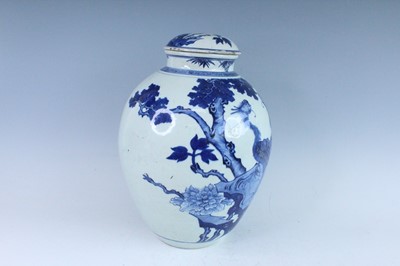 Lot 12 - A large Chinese blue and white jar and cover,...