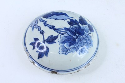 Lot 12 - A large Chinese blue and white jar and cover,...