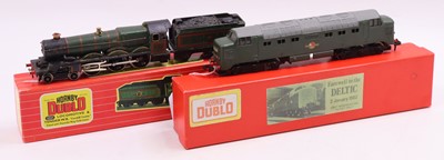Lot 475 - Two Hornby-Dublo 2-rail locos: 2221 Castle...