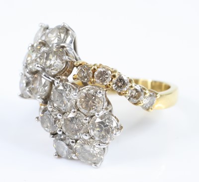 Lot 2821 - A yellow and white metal diamond...