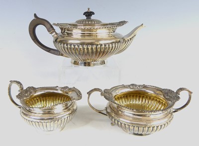 Lot 2252 - A Victorian silver three-piece tea set,...