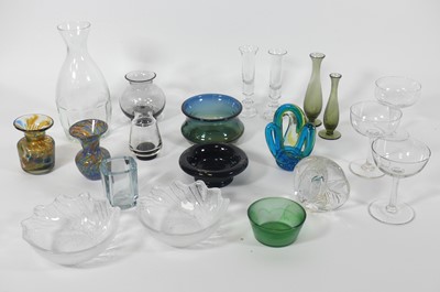 Lot 50 - A collection of glassware, to include a...