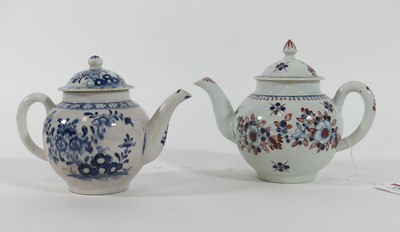 Lot 15 - An 18th century English blue & white porcelain...