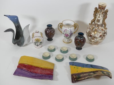 Lot 54 - A collection of ceramics, to include a limited...