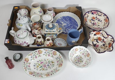 Lot 68 - A collection of ceramics, to include...