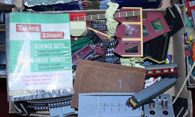 Lot 1508 - A collection of 00 gauge to include a Triang...