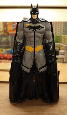Lot 1532 - A large Batman openable playset, unboxed