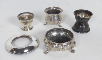 Lot 226 - An Edwardian silver open salt, of cauldron...
