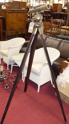 Lot 1144 - A circa 1900 brass surveyor's level by John...