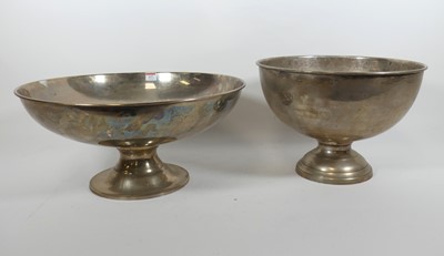 Lot 127 - A contemporary polished metal punch bowl, on a...