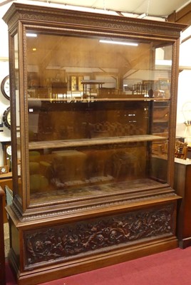 Lot 1161 - A large and impressive early 20th century...