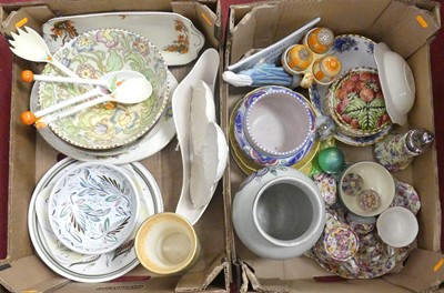 Lot 162 - A collection of ceramics, to include Poole...