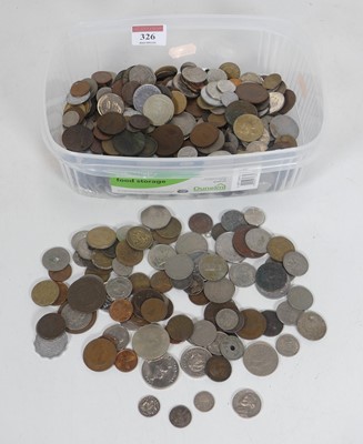 Lot 326 - A collection of assorted 20th century...