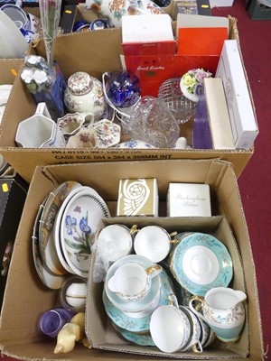 Lot 503 - A collection of ceramics and glass, to include...