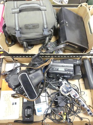 Lot 508 - A collection of cameras and related equipment,...