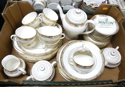 Lot 512 - A collection of Minton Caliph pattern...