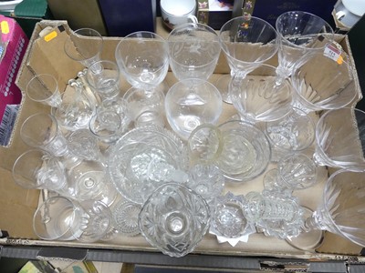 Lot 515 - A collection of glass, to include a set of six...
