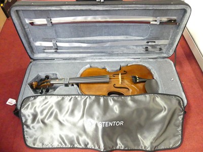 Lot 534 - A contemporary Stentor student's violin,...