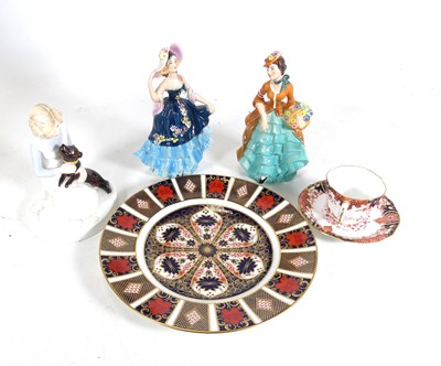 Lot 463 - A collection of ceramics to include a Royal...