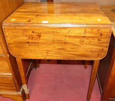 Lot 1278 - An early 19th century mahogany Pembroke table