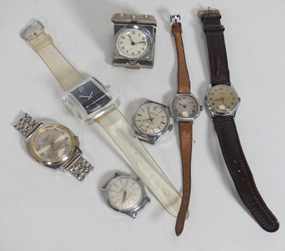 Lot 359 - An early 20th century silver cased wristwatch...