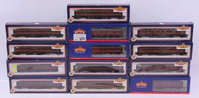 Lot 718 - 13 various Bachmann 00 gauge coaches to...