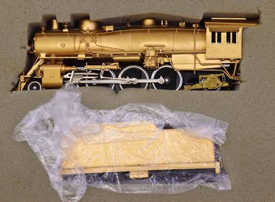 Lot 773 - A HCB by AHM HO gauge AT & SF 4-6-2 Class 3400...