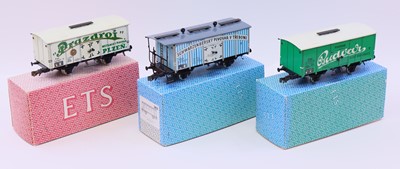Lot 392 - Three ETS 0-gauge 4-wheel goods wagons all...