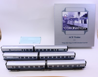 Lot 383 - ACE Trains 0-gauge LNER Streamlined coaches...