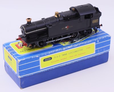 Lot 229 - Believed to be a 00 gauge 3-rail 0-6-2 GWR...