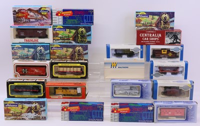 Lot 985 - One tray containing various HO gauge American...