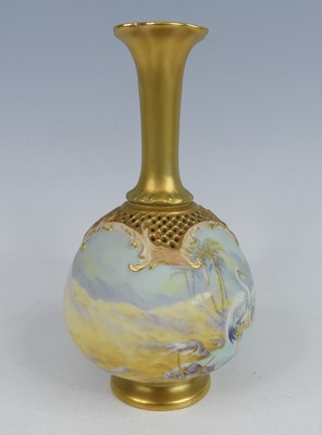 Lot 2034 - A Worcester porcelain specimen vase, decorated...