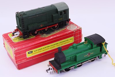 Lot 469 - Two Hornby-Dublo 2-rail locos: 2231, 0-6-0...